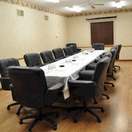Starved Rock Lodge & Conference Center Utica ภายนอก รูปภาพ