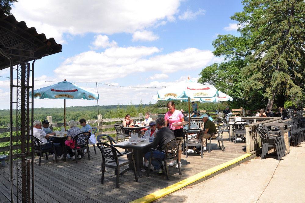 Starved Rock Lodge & Conference Center Utica ภายนอก รูปภาพ