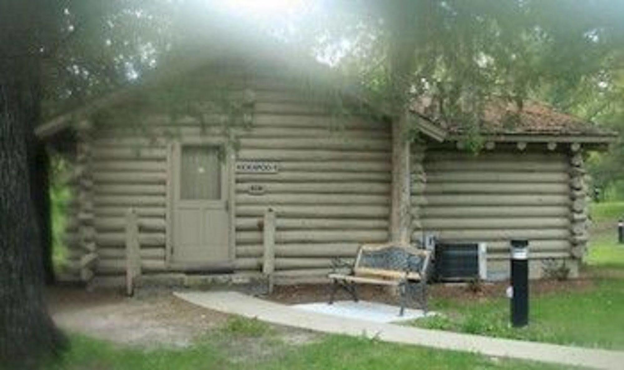 Starved Rock Lodge & Conference Center Utica ภายนอก รูปภาพ